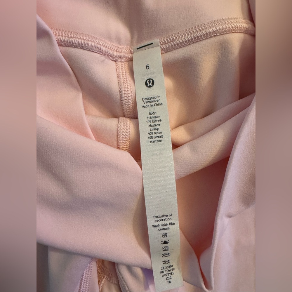 Lululemon Align High-Rise Short 8",w/pockets. Size 6. Strawberry Milkshake.Pink. - Picture 6 of 16